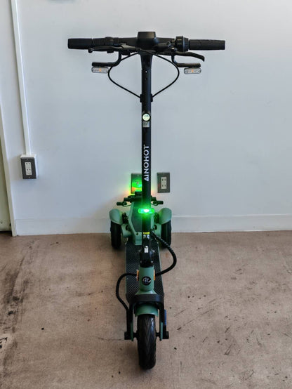 [ご成約済み]【認定中古車】特定小型原付ST3（Bグレード）-02