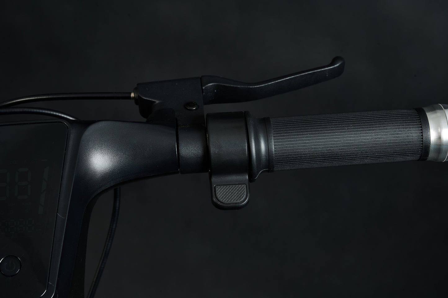 AINOHOT SAGA one│特定小型原動機付自転車